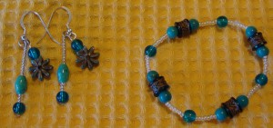 2009-08-10 bracelet, boucles d'oreille turquoises